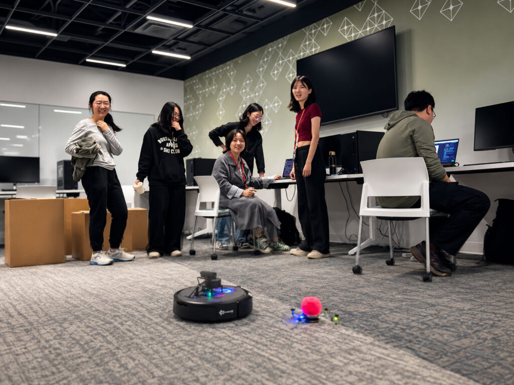 Students bring AI and robotics together at Northeastern Vancouver
